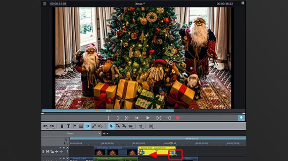 Trimming a Christmas video using the cut border on the back edge