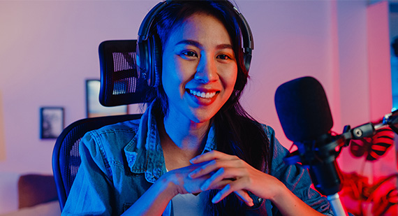 Pós-produção de áudio, dublagem ou voiceover e legendas Pós-produção de áudio, dublagem ou voiceover e legendas